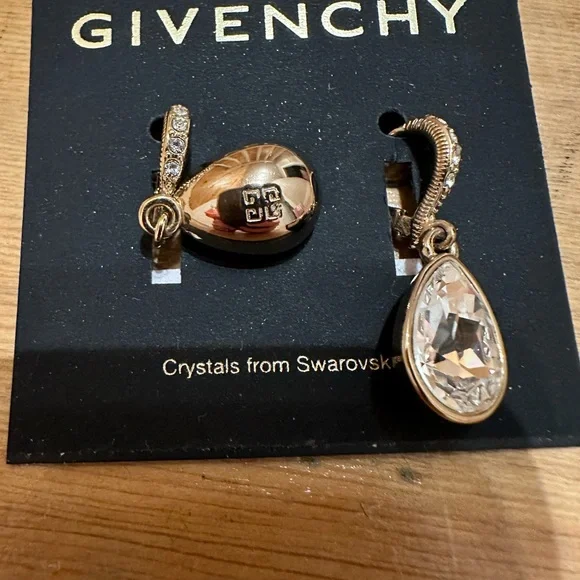 Givenchy Swarovski earrings - Picture 2 of 3